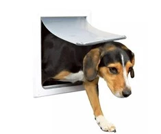 TRIXIE 2 krypčių durelės šunims, dydis S-M 30x36 cm, baltos, 3878