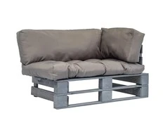 Sodo sofa iš palečių su pilkomis pagalvėlėmis, pušies mediena