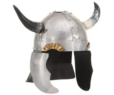 Vikingų šalmas, sidabrinis, plienas, fantastinis