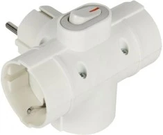 Skirstytuvas su jungikliu elektros lizdui Electraline 3viet./16A