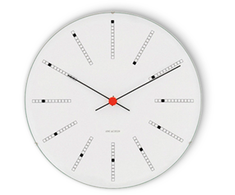 Arne Jacobsen Clocks Arne Jacobsen - Bankininkų sieninis laikrodis - Ø16 cm - Baltas
