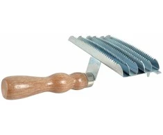 Borstiq Farm BORSTIQ - Square metal comb