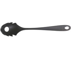 Fiskars – esminis makaronų šaukštas