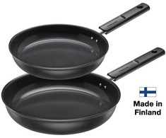 Fiskars keptuvės su kietu paviršiumi, 24 cm + 28 cm