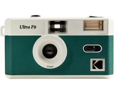 KODAK ULTRA F9 REUSABLE CAMERA DARK NIGHT Žalias