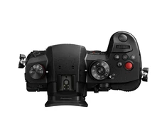 Panasonic Lumix G GH5 II (DC-GH5M2M) + Panasonic LUMIX G Vario 12-60mm f/3.5-5.6 Asph. Power OIS (H-FS12060) (Juodas)