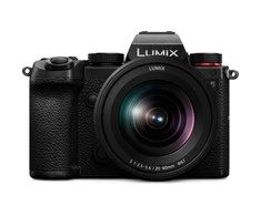 Panasonic Lumix S5 + 20-60mm