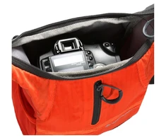 Vanguard RENO 18OR Shoulder Bag Oranžinis, Bonus rain cover