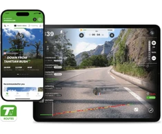 Bėgimo takelis TUNTURI Signature T40 + App