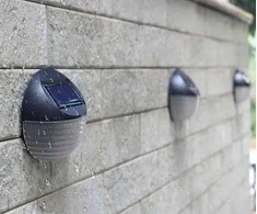 VOLTENO SAULĖS ENERGIJOS SIENINIS ŠVIESTUVAS EMI
