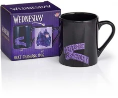 WEDNESDAY Puodelis su termo paveikslėliu – Trečiadienė ir Daiktas