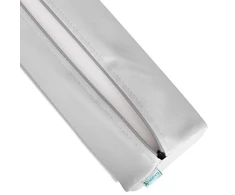 Apvali masažo pagalvėlė Habys Satin Comfort 15×60 cm, šviesiai pilka