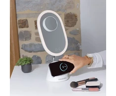 Makiažo veidrodis Lanaform LumiCharge su LED apšvietimu ir belaidžiu įkrovikliu baltas