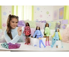 Barbės „Cutie Reveal“ rinkinys, minkštutėlių kostiumų serija - meškutis + delfinas