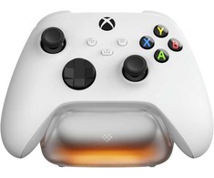 8BitDo įkrovimo stotelė Xbox valdikliams | Series X|S|One | Balta