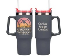 Paladone Stranger Things Sandarus Puodelis su šiaudeliu | 900 ml