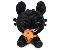Play By Play How To Train Your Dragon - Toothless With Fish Pliušinis Žaislas | 18 cm