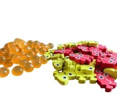 Stonemaier Games Finspan: Upgrade Pack (Wooden Tokens &amp; Squishy Eggs)