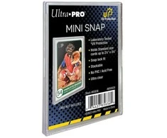 Ultra Pro UP - UV Mini Snap Card Holder