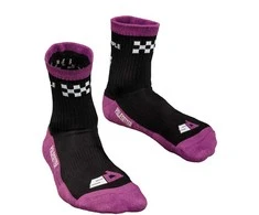Polesetter Socken "Violetinė Time" mit Noppen