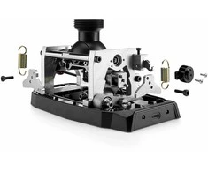 „Thrustmaster AVA“ bazė