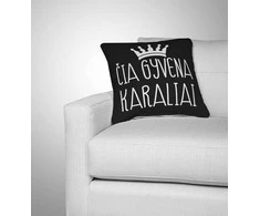 Dekoratyvinė pagalvėlė "Čia gyvena karaliai"