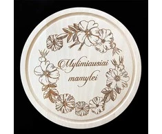 Graviruota medinė pjaustymo lentelė "Mylimiausiai mamytei"