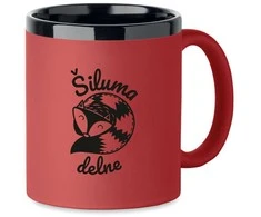 Graviruotas puodelis "Šiluma delne"