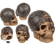 Kaukolės formos taupyklė "Piratas"