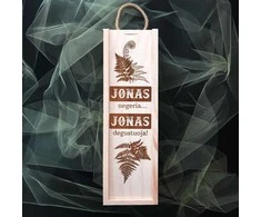 Medinė butelio dėžė "Jonas negeria - Jonas degustuoja"