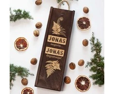 Medinė butelio dėžė "Jonas negeria - Jonas degustuoja"