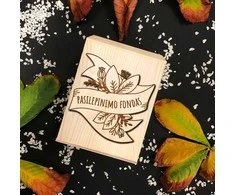 Medinė graviruota taupyklė "Pasilepinimo fondas"
