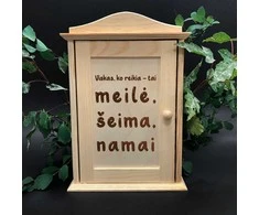 Medinė raktų dėžutė "Meilė, šeima, namai"