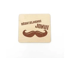 Medinis magnetukas "Džentelmenui Jonui"