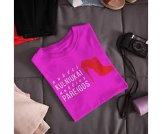 Moteriški marškinėliai "Aukšti kulniukai-aukštos pareigos"