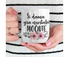 Puodelis "Ši dama yra nuostabi močiutė"