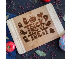 XL bambukinė pjaustymo lentelė "Trick or Treat"