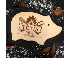 XL graviruota medinė pjaustymo lentelė "TĖTIS BBQ valdovas"