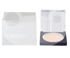 „La Prairie Skin Caviar Powder Finish“ kreminė pudra, itin kompaktiška