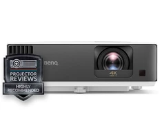 Trumpo nuotolio žaidimų projektorius BenQ TK700STi - 4K UHD / 3840x2160 / 16:9 / HDR / Android TV / 3000Lm / 10000:1 / HDMI / USB / Baltai juodas (Atnaujinta)