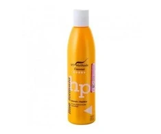WT METHODE Intensyvi priemonė silpniems plaukams COCONUT balzamas, 250 ml