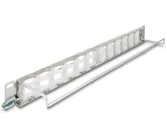 Delock 19? Keystone Patchpanel mit 24 neigbaren Ports und Entlastungsschiene