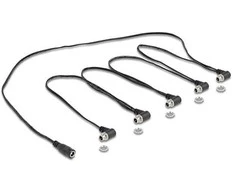 Delock DC Splitter Kabelis 1 x Buchse gerade zu 5 x Buchse 5,5 x 2,1 mm 90° gewinkelt zum Einbau juodas