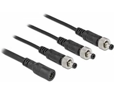 Delock DC Verteilerkabel 5,5 x 2,1 mm 1 x Buchse zu 3 x Stecker verschraubbar