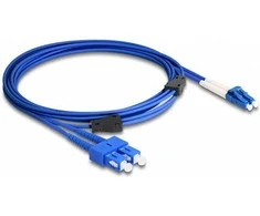 Delock LWL Kabelis mit Metallarmierung LC Duplex zu SC Duplex Singlemode OS2 3 m