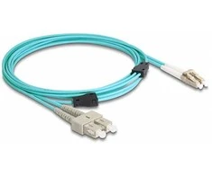 Delock LWL Kabelis mit Metallarmierung LC Duplex zu SC Duplex Multimode OM3 3 m