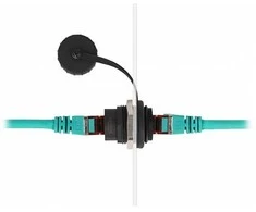 DeLock RJ45 Cat.6 Einbaubuchse mit Verschlusskappe IP67 staub- und wasserdicht