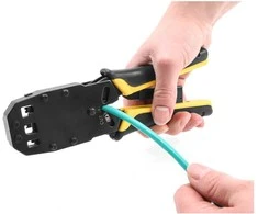 Delock Universelle Crimpzange mit Abisolierer für 10P (RJ50), 8P (RJ45), 6P (RJ12/11), 6P DEC oder 4P Modular Stecker