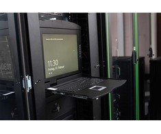 Konsolė KVM Digitus KVM 19" TFT Konsole GE klaviatūra
