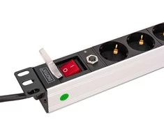 DIGITUS Steckdosenleiste 8-fach 19 Alu. 1HE 2m juodas